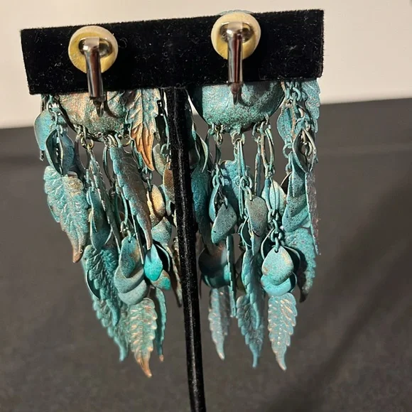Sarah Coventry & Copper brushed on Turquoise Clip On Earrings. 2 pair. - Picture 3 of 16